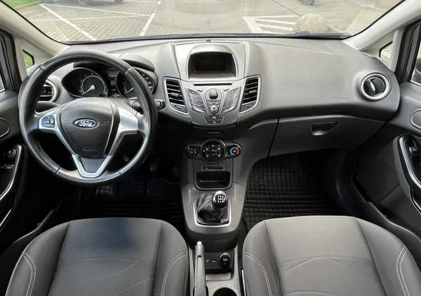 Ford Fiesta cena 23900 przebieg: 189000, rok produkcji 2013 z Inowrocław małe 232